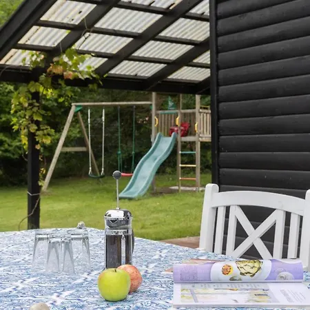 Feriehus 3 Bedroom Awesome In