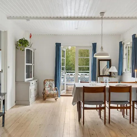 3 Bedroom Awesome In
