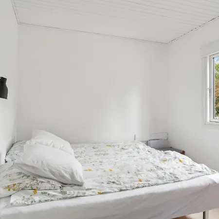 Feriehus 3 Bedroom Awesome In *