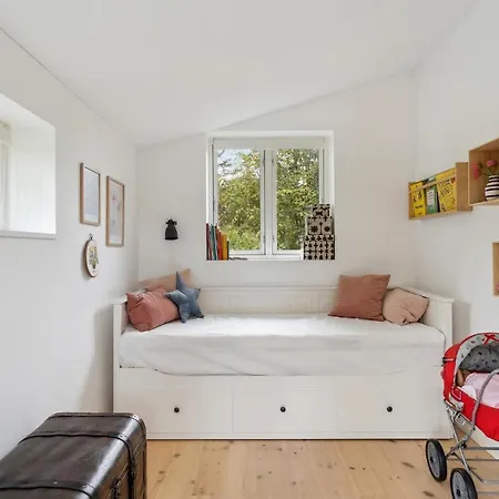 3 Bedroom Awesome In *