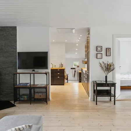 3 Bedroom Awesome In
